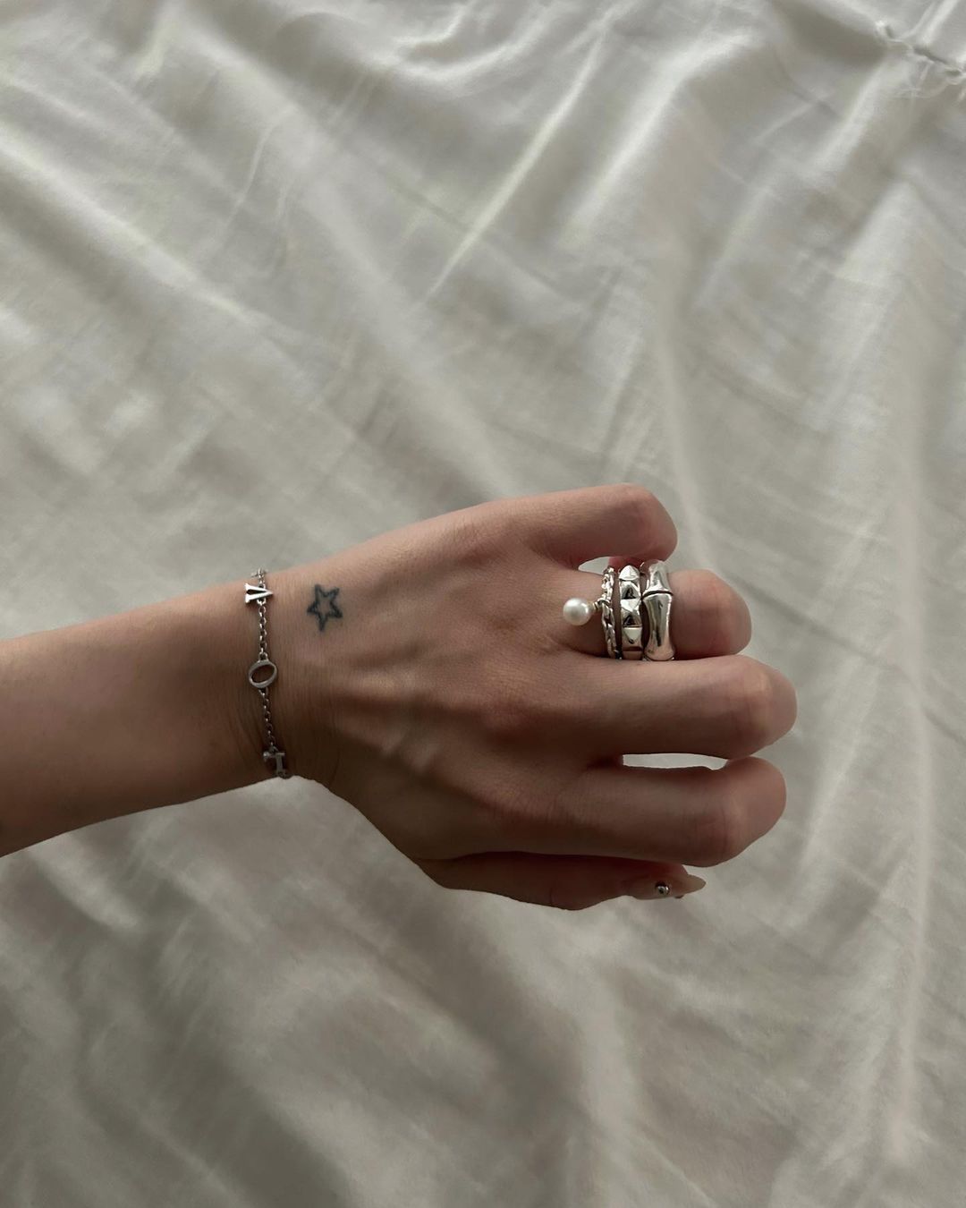 「LOVES」Station bracelet - Custom Initial